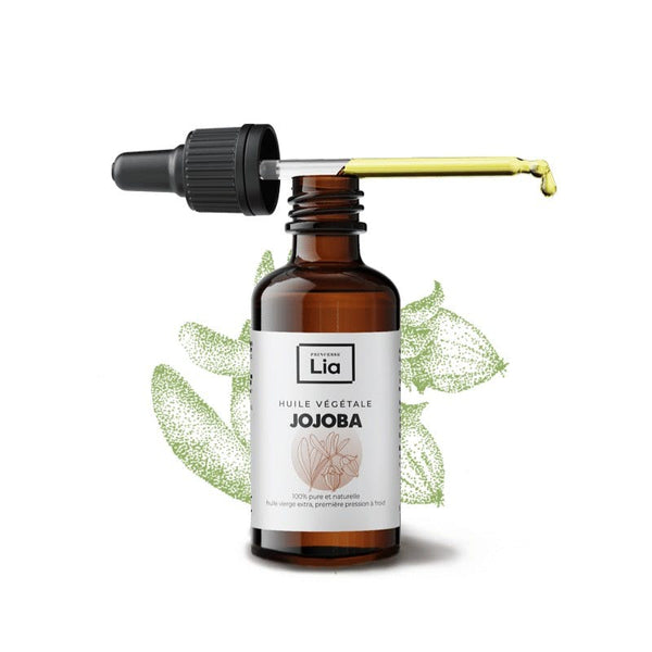 L'huile végétale de Jojoba Bio est reconnue pour ses vertus assouplissantes qui protègent la peau de la déshydratation.  Ré-équilibrante, elle a une action régulatrice sur le sébum et est particulièrement adaptée dans les soins pour peaux grasses. Régénérante et anti vieillissement, elle maintient la souplesse et l'élasticité de la peau.